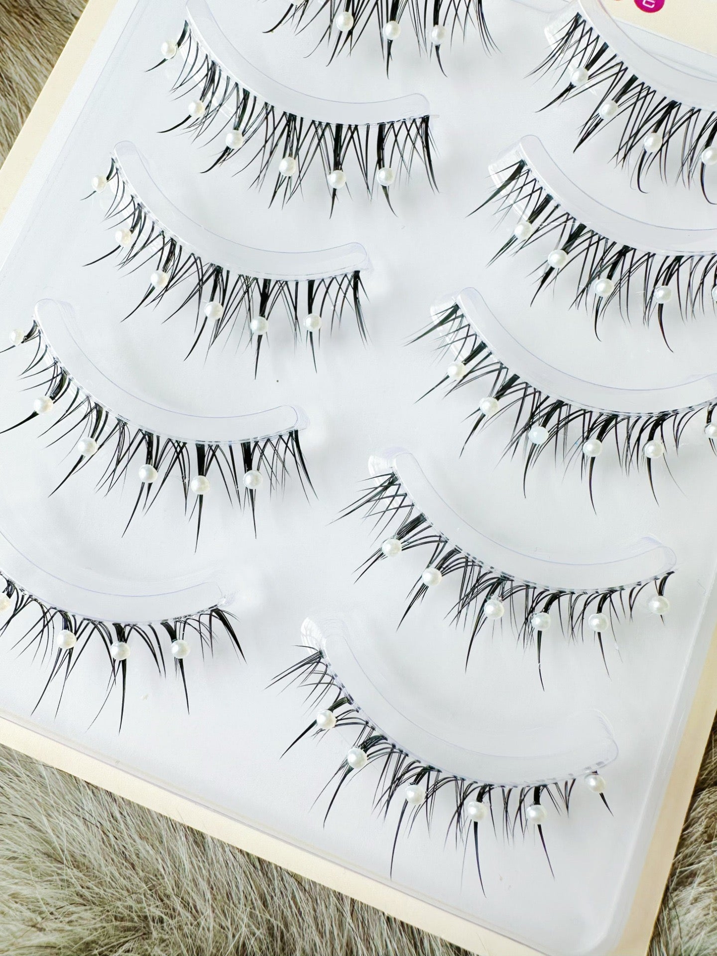 Little Pearl Eyelash