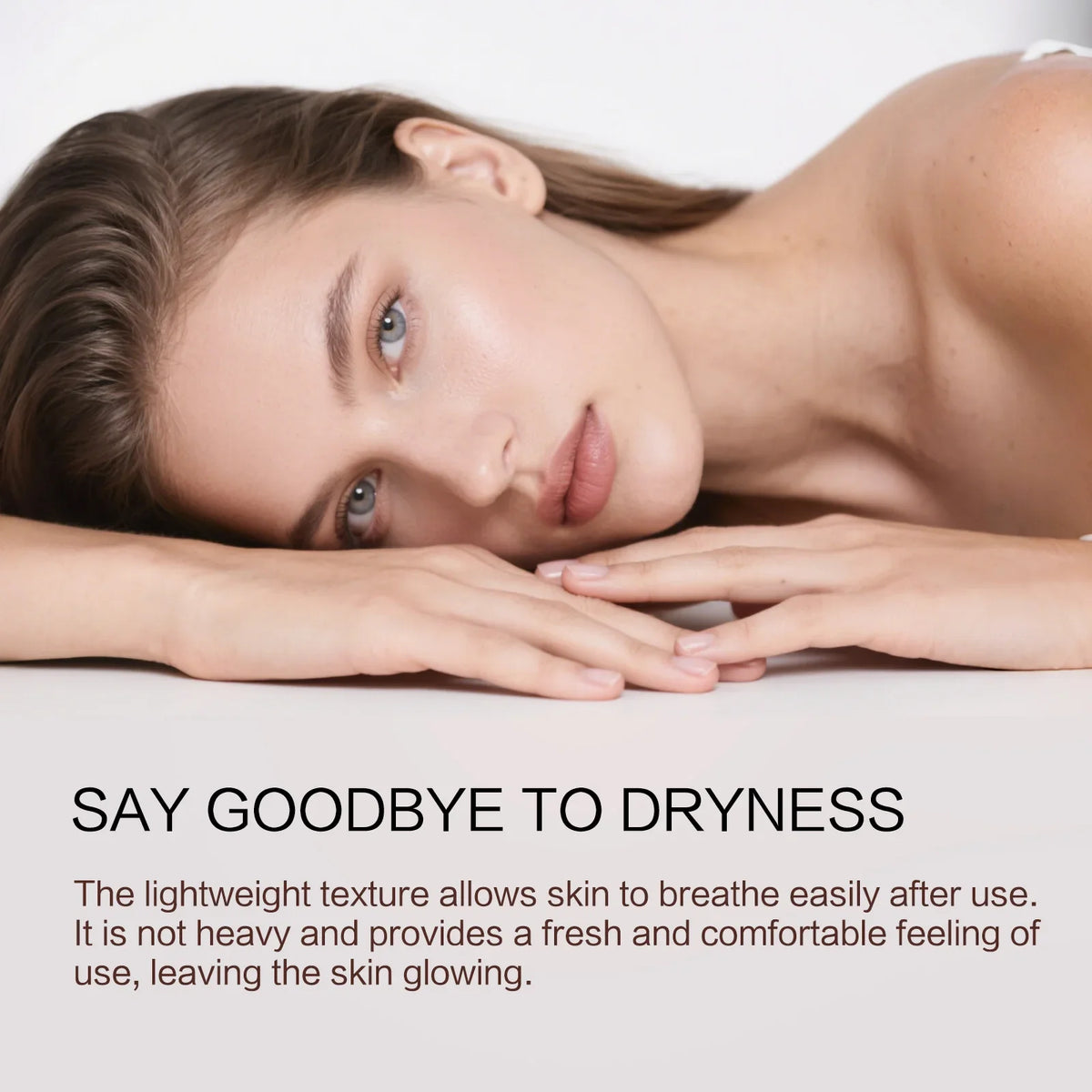 Lightweight Hydrating Liquid Foundation with SPF 15 and Hyaluronic Acid